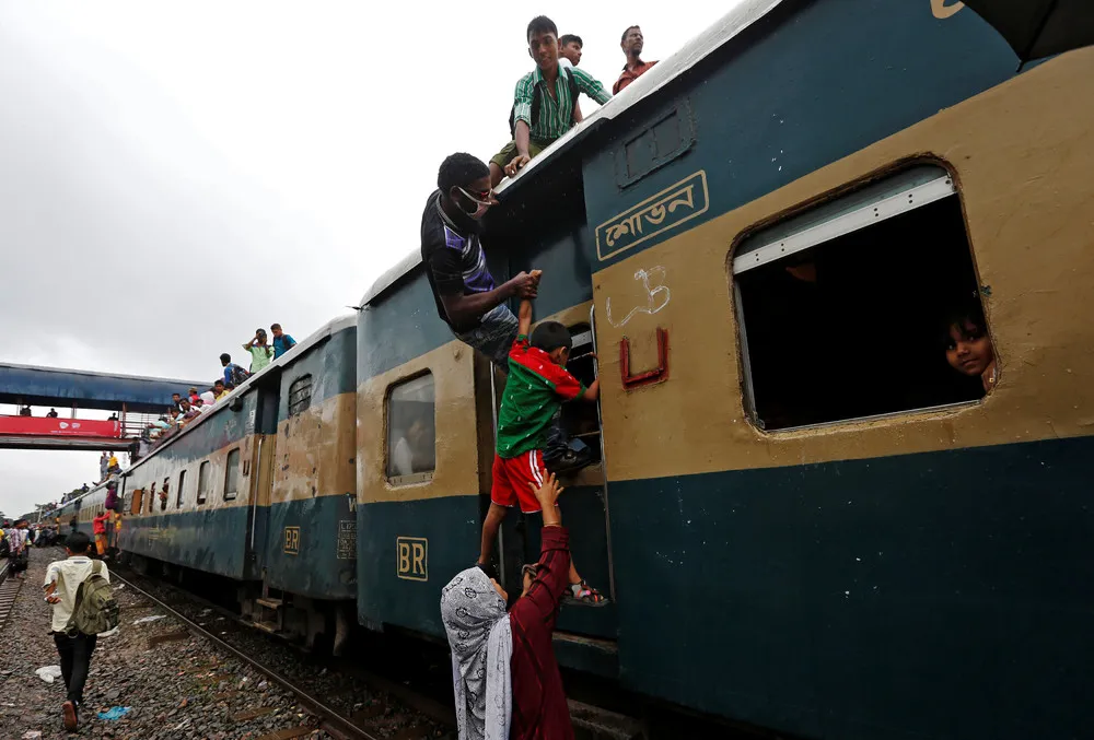 Bangladeshis in Preparation of Eid al-Fitr Celebrations