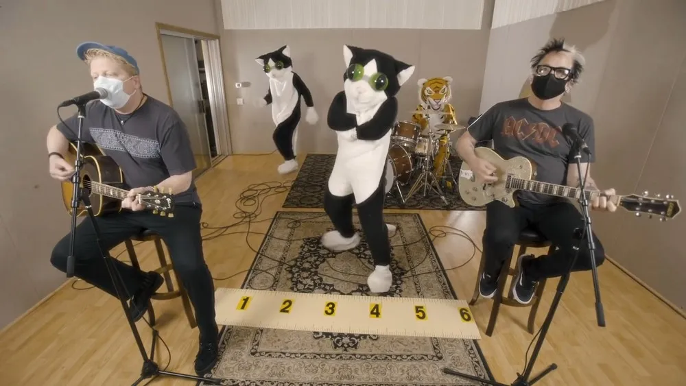 Clip of the Day: The Offspring – Here Kitty Kitty