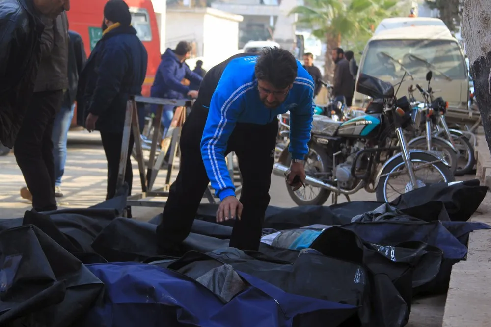 Suspected Russian Warplanes Kill Scores of People in Syria's Idlib