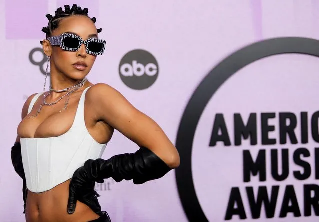 American singer Tinashe arrives at the 2022 American Music Awards at the Microsoft Theater, in Los Angeles, California, U.S., November 20, 2022. (Photo by Aude Guerrucci/Reuters)