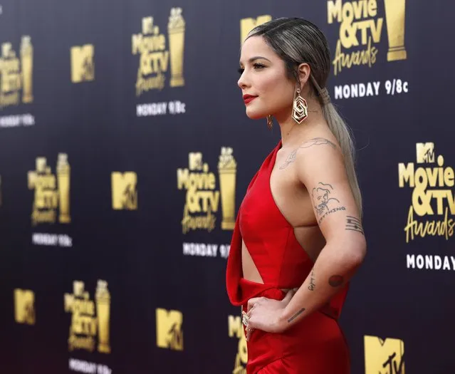 Singer Halsey attends the 2018 MTV Movie And TV Awards at Barker Hangar on June 16, 2018 in Santa Monica, California. (Photo by Mario Anzuoni/Reuters)