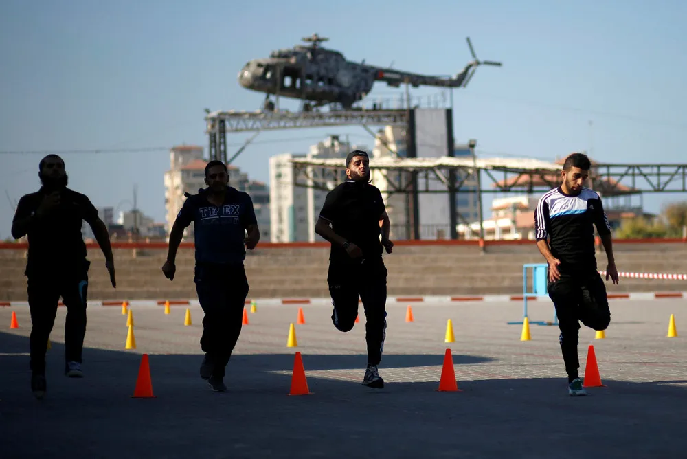 The Day in Photos – October 24, 2016