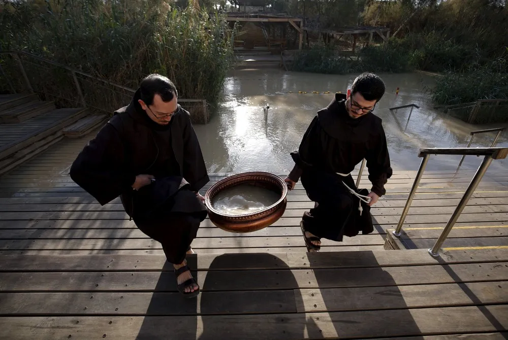 The Day in Photos – January 11, 2016