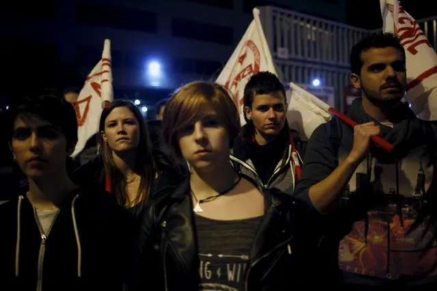 Students demonstrate against education cuts and to demand the new Spanish government repeal the LOMCE (the new education law) and the decree 3+2, which reduces the length of university degrees and a year extends the master, in front of the Education Delegation building in Malaga, southern Spain, March 3, 2016, during a nationwide general strike called by the Frente de Estudiantes (Students front). (Photo by Jon Nazca/Reuters)