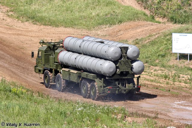 New self-propelled launch vehicle 5P90S on BAZ-6909-022 chassis for S-400 system