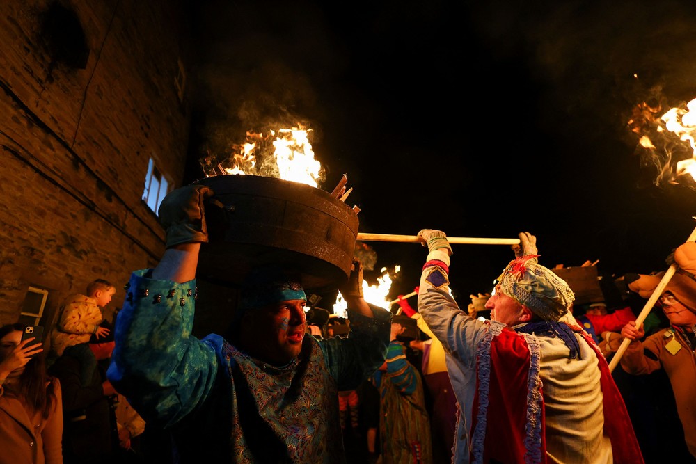 Pictures of the Year 2023, Part 215-2/224