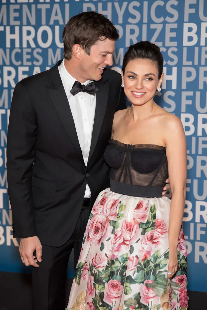 Some Photos: Celebrities in 2017, Part 1/3