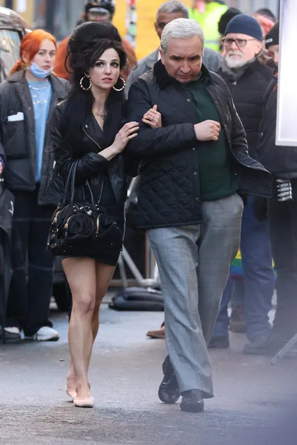 English actors Marisa Abela and Eddie Marsan filming the new Amy Winehouse inspired movie “Back to Black” in Soho on January 16, 2023 in London, England. (Photo by Neil Mockford/GC Images)