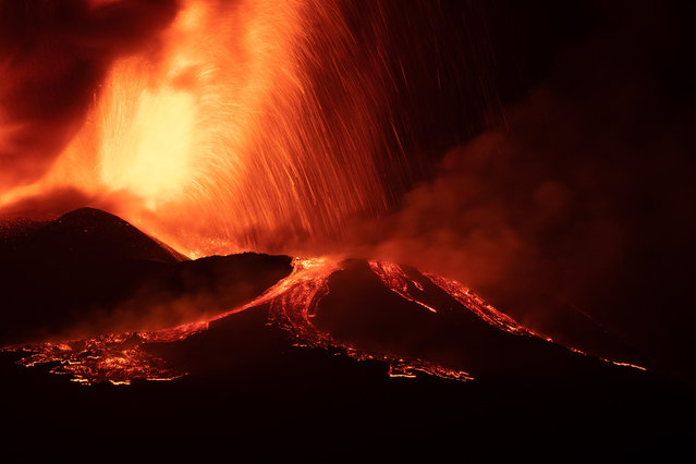 The lava fountain produced an eruptive cloud which, in the most intense phase, reached a height of approximately 9.5 km. Fallout of pyroclastic material in the locality of Piano Vetore and in Nicolosi, Ragalna and Pedara, Italy on August 14, 2024. A light ash fallout was also reported in Catania. (Photo by Roby Fazio/Splash News and Pictures)