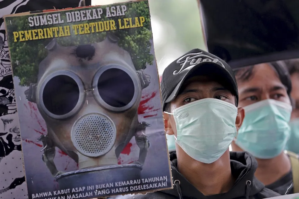 Haze Chokes Indonesia, Malaysia and Singapore