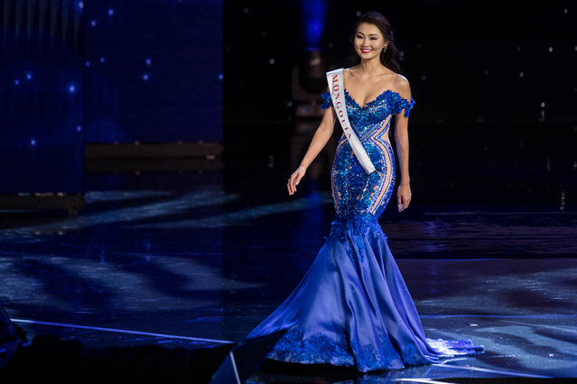 Miss Mongolia Bayartsetseg Altangerel is pictured during the Grand Final of the Miss World 2016 pageant at the MGM National Harbor December 18, 2016 in Oxon Hill, Maryland. (Photo by Zach Gibson/AFP Photo)