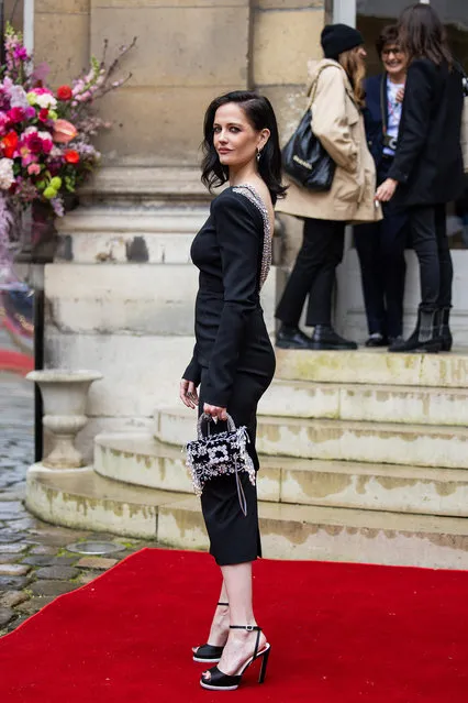 French actress Eva Green wears black dress, bag Roger Vivier outside of “VIVIER OP-TICAL” – Roger Vivier Presentation as part of Paris Fashion Week on February 29, 2024 in Paris, France. (Photo by Christian Vierig/Getty Images for Roger Vivier)