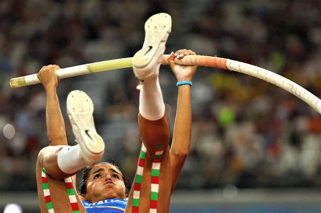 Roberta Bruni of Team Italy competes in the Women's Pole Vault Qualification during day three of the World Athletics Championships Budapest 2023 at National Athletics Centre on August 21, 2023 in Budapest, Hungary. (Photo by Kai Pfaffenbach/Reuters)