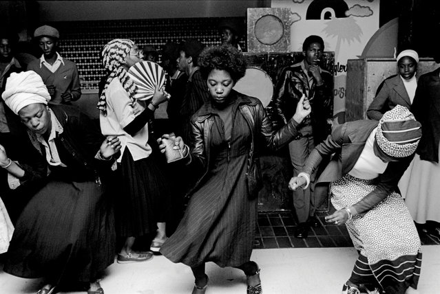 Girls dancing Disco in Wolverhampton club, England, 1978. (Photo by Chris Steele-Perkins/Magnum Photo)
