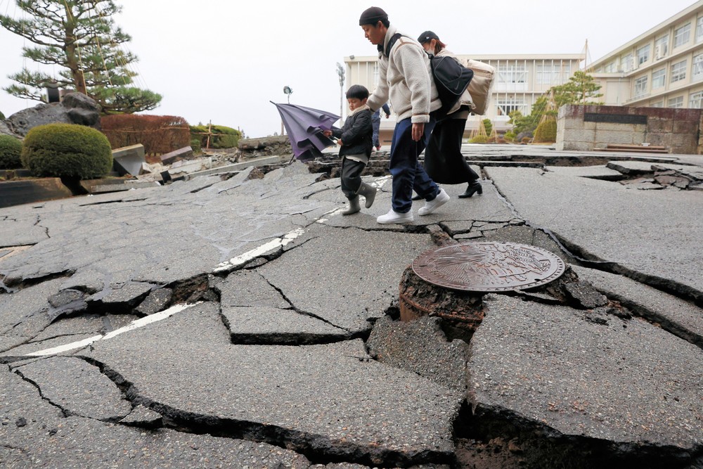 Pictures of the Year 2024, Part 003/240