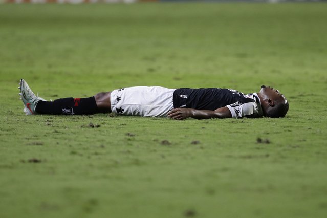 Rayan of Brazil's Vasco da Gama, lies on the pitch during a Copa Sudamericana Group G soccer match against Argentina's Lanus at Sao Januario stadium in Rio de Janeiro, Tuesday, April 22, 2025. (Photo by Bruna Prado/AP Photo)