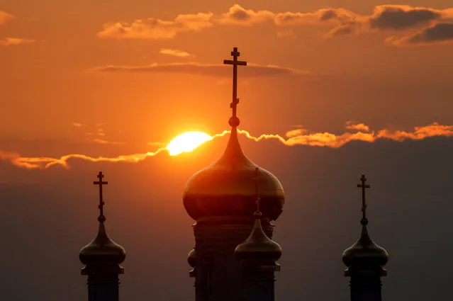 The church of St. Prophet Ilya is pictured during sunset in Nizhny Novgorod, Russia, August 26, 2017. (Photo by Maxim Shemetov/Reuters)