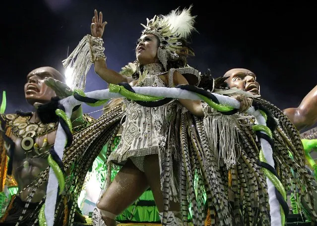 The Samba school Imperio da Tijuca performs during the first day of the parade in the sambodromo during the carnival of Rio de Janeiro, Brazil, 02 March 2014. (Photo by Marcelo Sayao/EPA)