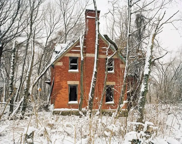 Male Dormitory, North Brother Island, New York. (Photo by Christopher Payne)