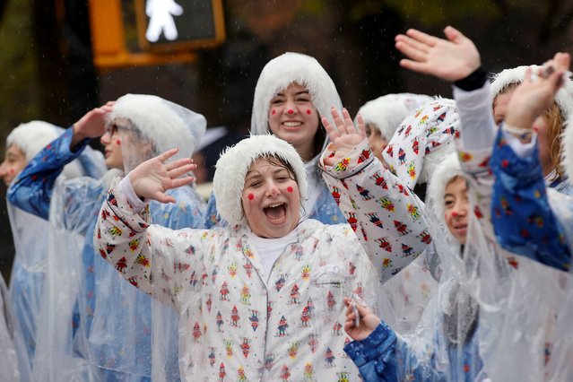 People cheer during the 98th Macy's Thanksgiving Day Parade in New York City, U.S., November 28, 2024. (Photo by Eduardo Munoz/Reuters)