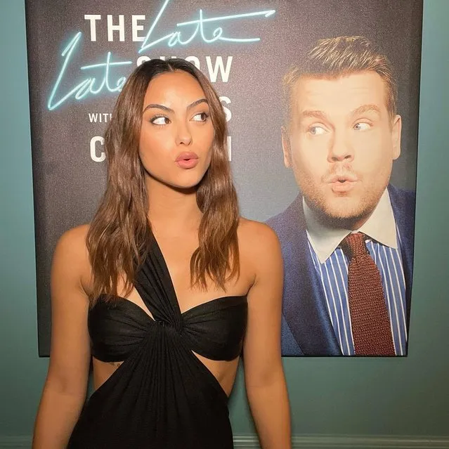 American actress Camila Mendes imitates English comedian James Corden ahead of her appearance on his talk show in the second decade of September 2022. (Photo by camimendes/Instagram)