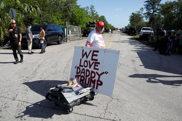 Protester Bob Kunst looks on, as he demonstrates at the entrance road of a temporary migrant detention center, informally known as “Alligator Alcatraz”, on the day President Donald Trump visits the center in Ochopee, Florida, on July 1, 2025. (Photo by Octavio Jones/Reuters)