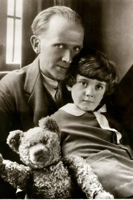 English author A.A. Milne, (1882-1956). is pictured with his son Christopher Robin and Winnie the Pooh, circa 1930. (Photo by Bob Thomas/Popperfoto/Getty Images)