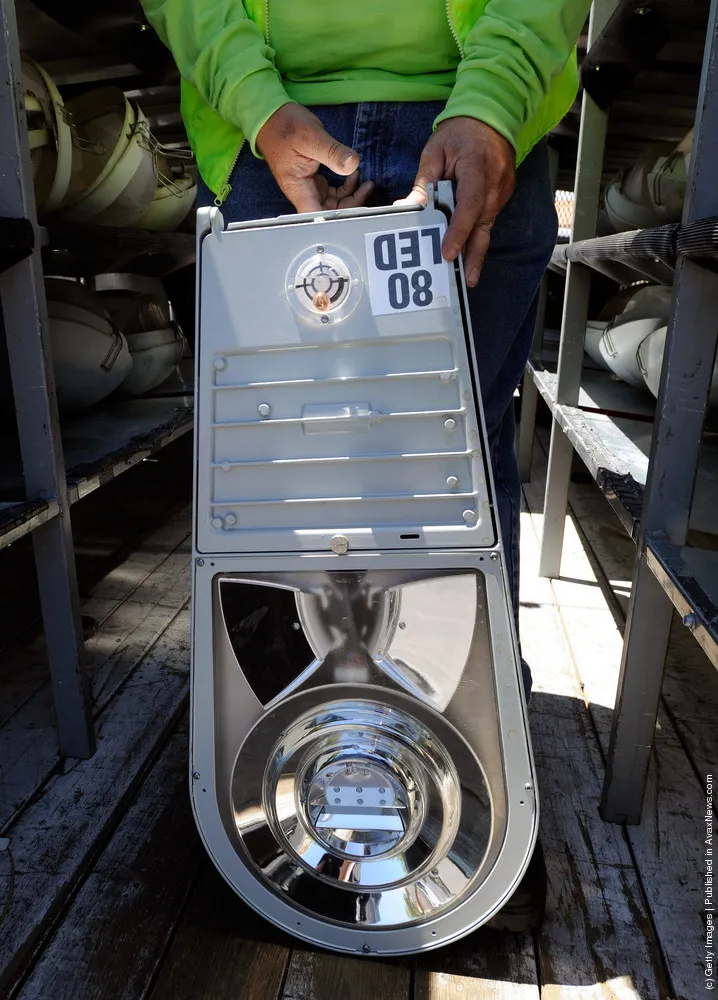 Las Vegas Begins Replacing 6600 Streetlights With LED Fixtures