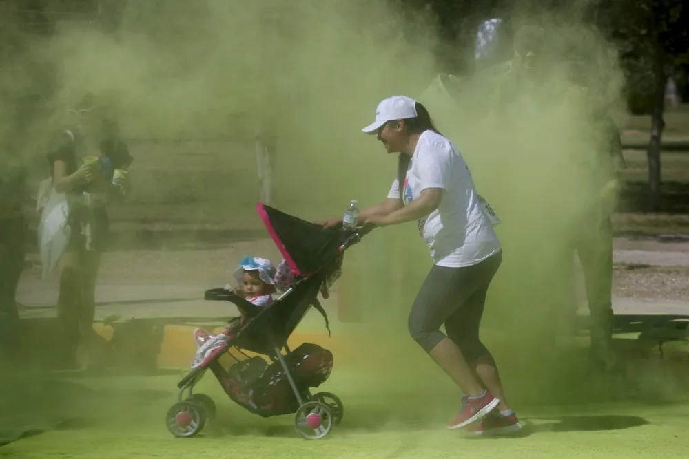 The Day in Photos – April 26, 2016