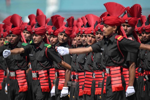 Newly recruited Indian army soldiers from the Jammu and Kashmir Light Infantry (JAKLI) take part in a passing-out parade at the JAKLI army headquarters in Srinagar on June 5, 2025. (Photo by Tauseef Mustafa/AFP Photo)
