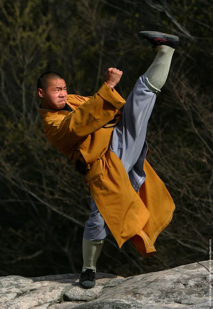 Many-sided China. Warrior Monks Of Shaolin Temple