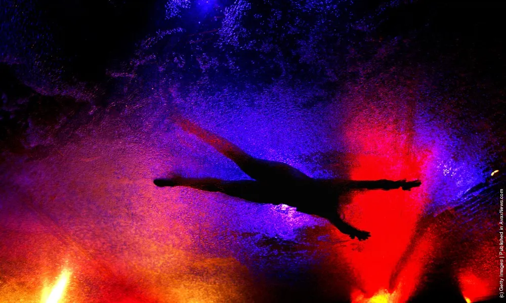 Fuerzabruta Theatre