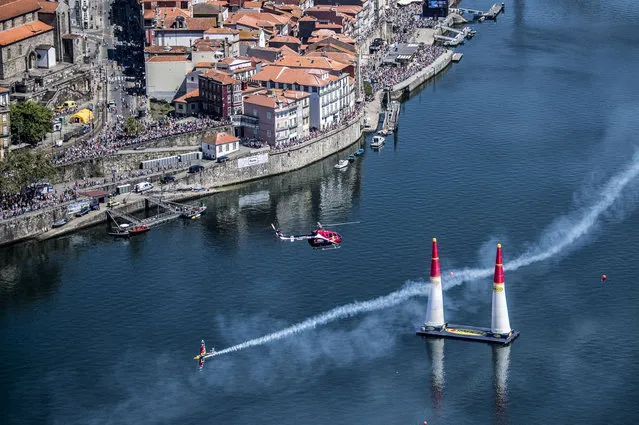In this handout provided by Red Bull, Martin Sonka the Czech Republic performs during qualifying day at the sixth round of the Red Bull Air Race World Championship on September 2, 2017 in Porto, Portugal. (Photo by Predrag Vuckovic/Red Bull via Getty Images)