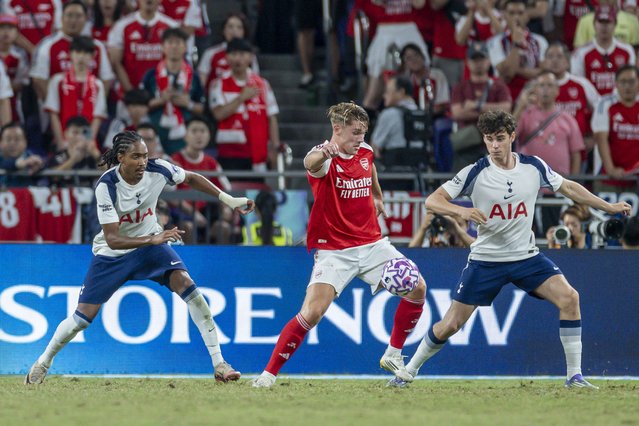 Viktor Gyokeres of Arsenal (C) handles the ball during to the pre-season friendly match between Arsenal and Tottenham Hotspur at Kai Tak Stadium, Kai Tak Sports Park on July 31, 2025 in Hong Kong, China. (Photo by Yu Chun Christopher Wong/Eurasia Sport Images/Getty Images)