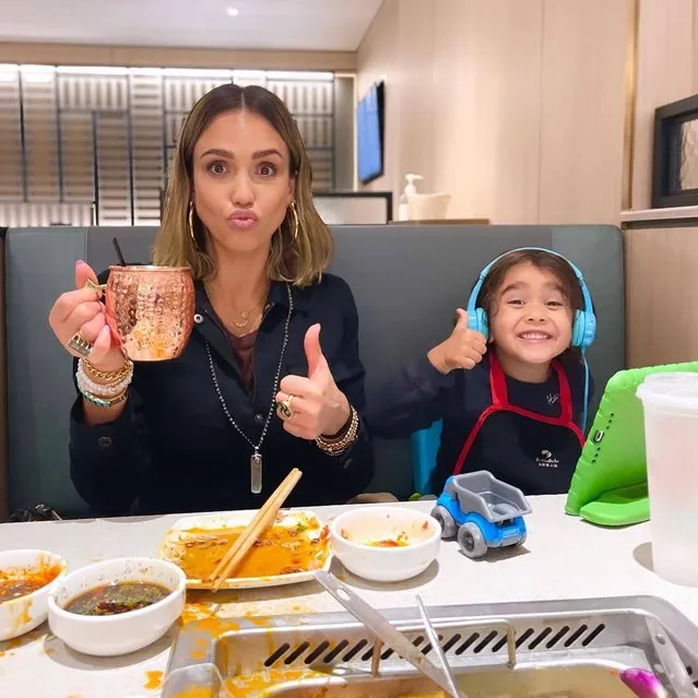 American actress Jessica Alba has a night out with her kids early April 2022. (Photo by jessicaalba/Instagram)