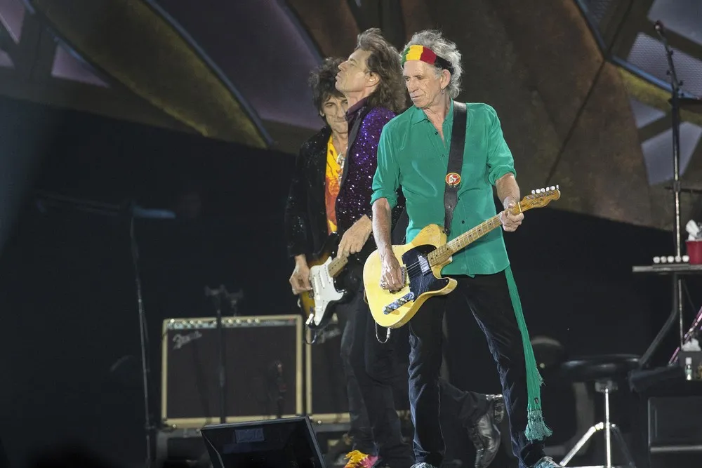 Rolling Stones on Tour  “14 on Fire”