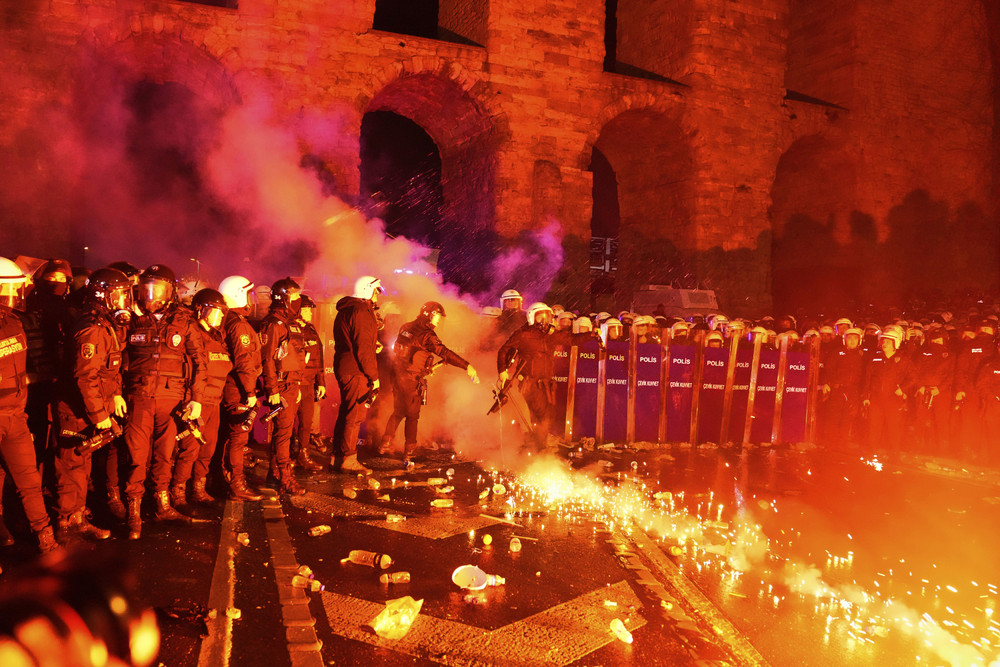 Pictures of the Year 2025, Part 020/171