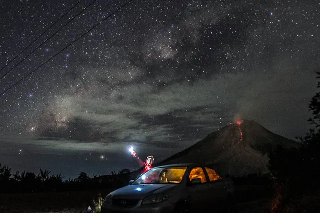 Long Exposure pictures showing Mount Sinabung spewing out hot lava on August 2, 2017 in Karo, Indonesia. Sinabung located in North Sumatra Province roared back to life in 2010 for the first time in 400 years. After another period of inactivity it erupted once more in 2013, and has remained highly active since. (Photo by Albert Damanik/Barcroft Images)