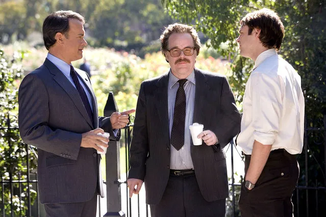 “Charlie Wilson's War”, Tom Hanks, Philip Seymour Hoffman, 2007. (Photo by Universal/Everett Collection)