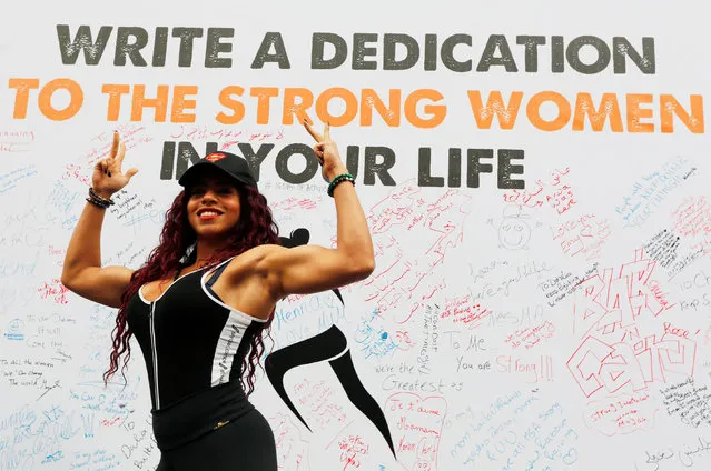 Dina Abdel-Maksoud, a 21-year-old Egyptian bodybuilder champion, takes part in the first Egyptian womens' race, to raise awareness about violence against women, in Cairo, Egypt, November 30, 2018. (Photo by Amr Abdallah Dalsh/Reuters)