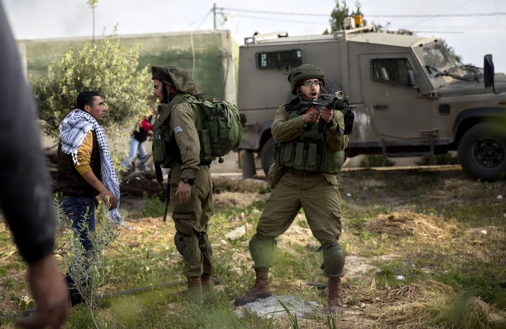 The Day in Photos – March 21, 2016