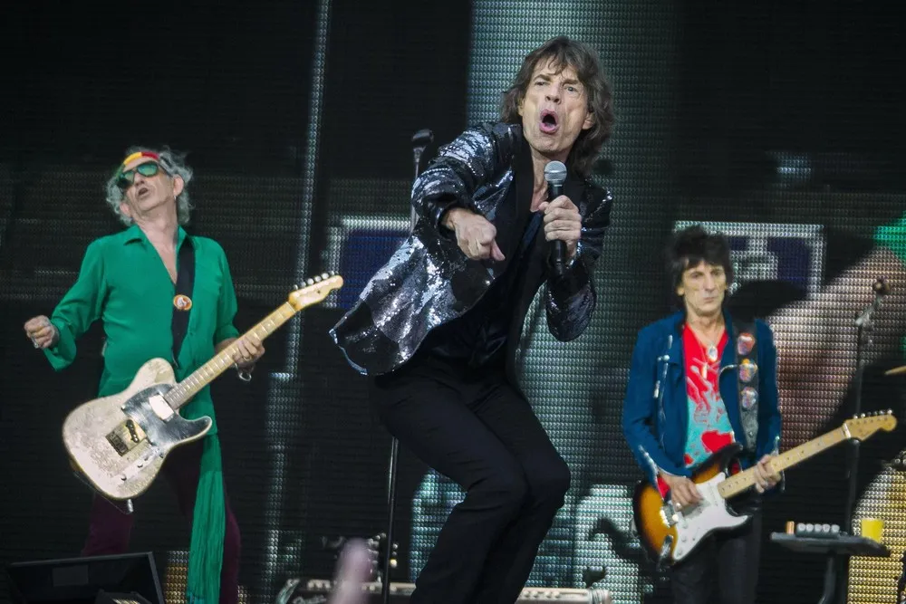 Rolling Stones on Tour  “14 on Fire”