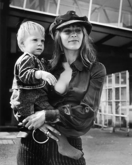Anita Pallenberg, ex-girlfriend of Rolling Stone Brian Jones, and current partner of Rolling Stones guitarist Keith Richards with their baby, Marlon, at Heathrow Airport. She is accompanying The Rolling Stones on their European Tour which will cover eight countries in six weeks. (Photo by J. Wilds/Getty Images)