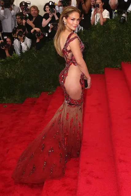 Jennifer Lopez attends “China: Through the Looking Glass”, the 2015 Costume Institute Gala, at Metropolitan Museum of Art on May 4, 2015 in New York City. (Photo by Taylor Hill/FilmMagic)