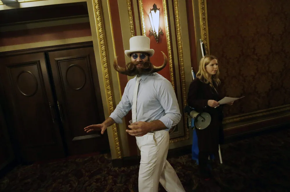 The Day in Photos – November 9, 2015