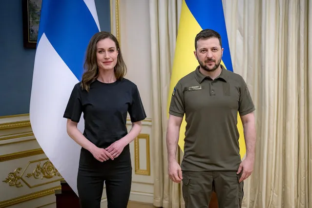 In this handout photo provided by the Ukrainian Presidential Press Office, Ukrainian President Volodymyr Zelenskyy, right, meets with Finnish Prime Minister Sanna Marin in Kyiv, Ukraine, Thursday, May 26, 2022. (Photo by Ukrainian Presidential Press Office via AP Photo)