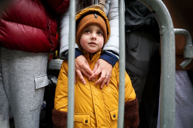 A child attends the 98th Macy's Thanksgiving Day Parade in New York City on November 28, 2024. (Photo by Brendan McDermid/Reuters)