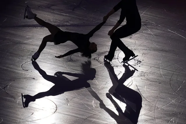 Kirsten Moore-Towers and Michael Marinaro of Canada perform during the gala exhibition of the ISU Grand Prix of Figure Skating in Sapporo, northern Japan, Sunday, November 24, 2019. (Photo by Toru Hanai/AP Photo)