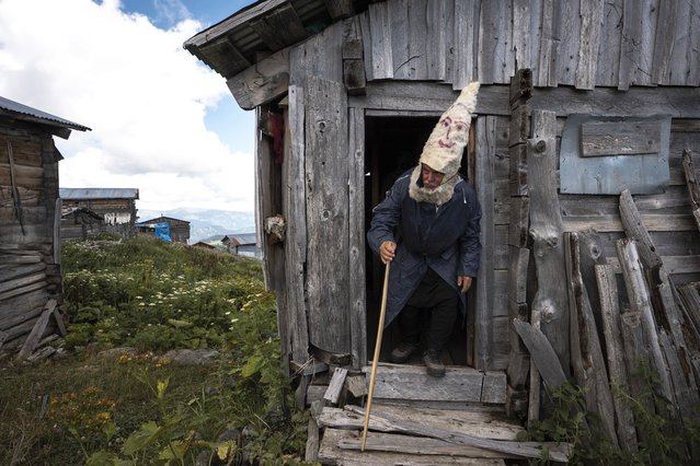 Villagers take part in the traditional “Berobana” dance, a 150-year-old practice symbolizing unity and solidarity, in Savsat district of Artvin, Turkiye, on July 26, 2025. The ritual, once a New Year tradition, has shifted to July and August as villages become more crowded during the summer months. (Photo by Dilara Irem Sancar/Anadolu via Getty Images)