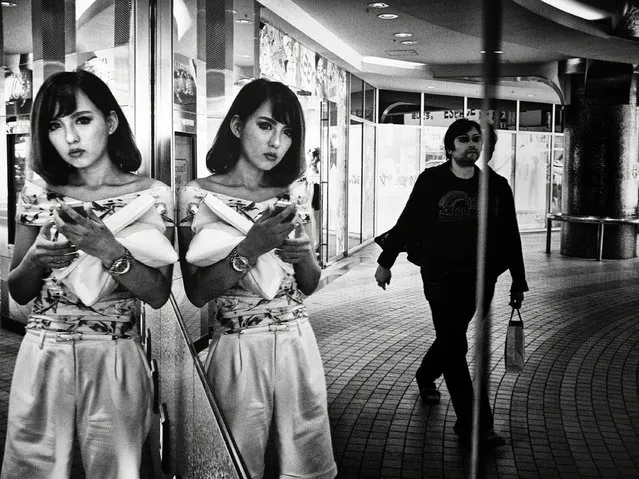 Mirror, Shibuya, Tokyo, 2014, by Tatsuo Suzuki. (Photo by Tatsuo Suzuki/Beetles+Huxley & Osborne Samuel)